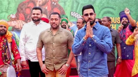 Salman Khan Gippy Grewal Binnu Dhillon Karamjit Anmol Grand Entry