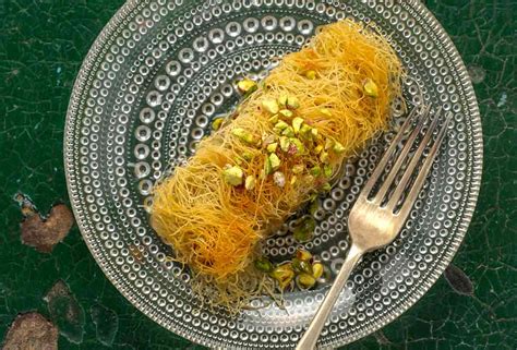 How Greek Kataifi is Make – Leite's Culinaria