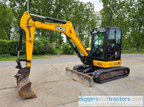 Diggers Diggersandtractors By Sb Machinery