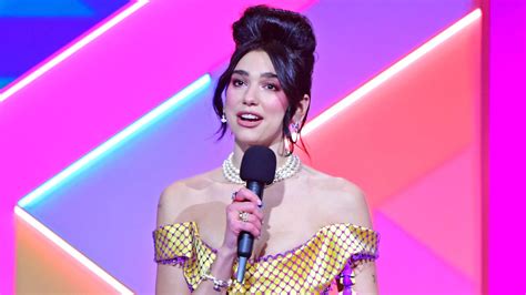 Brit Awards 2021 Dua Lipa And Little Mix The Big Winners As Taylor
