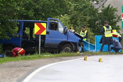 MAE Doi cetățeni români au decedat în accidentul din Republica Cehă