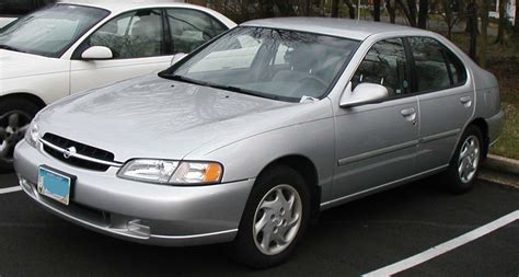 1999 Nissan Altima - Information and photos - MOMENTcar