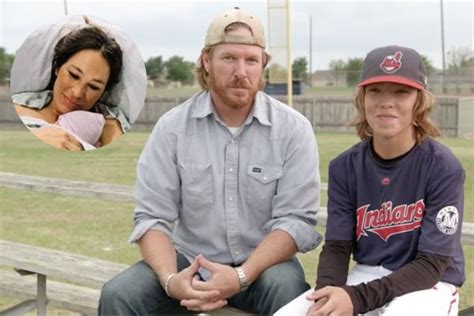 Meet Duke Gaines Photos Of Joanna Gaines Son With Husband Chip Gaines Ecelebrity Mirror