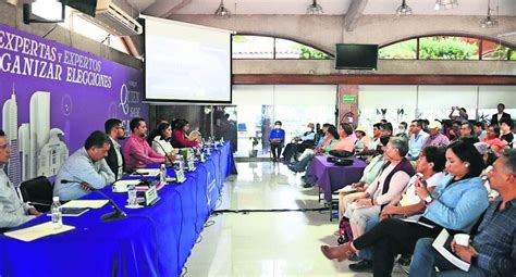 Capacitan A Integrantes De Los Comit S Vecinales