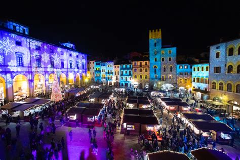 Mercatini Torna La Magia Del Natale Ad Arezzo Mercatini Di Natale Arezzo