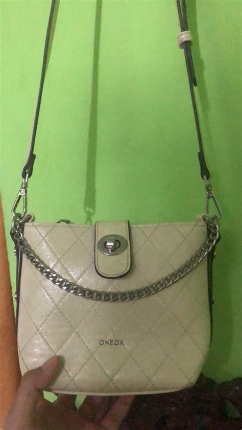 Tas Oneda Beige Sling Bag On Carousell