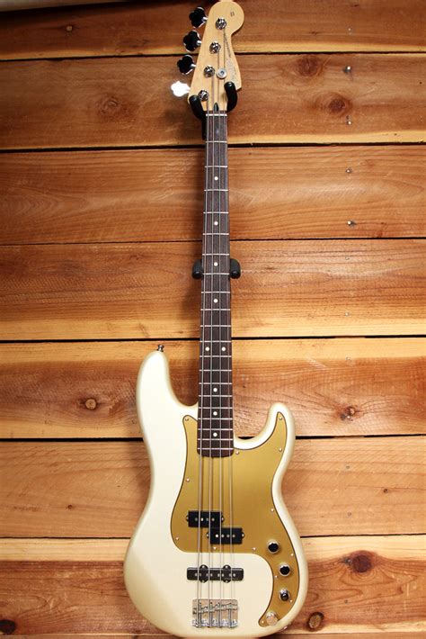 Fender Deluxe Active P Bass Special 60th Anni Precision Blizzard Pearl Still Kickin Music