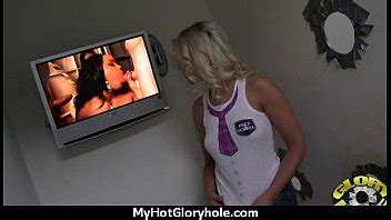 Calda Coppia Che Fa Sesso Orale In Gloryhole Interrazziale Xvideos