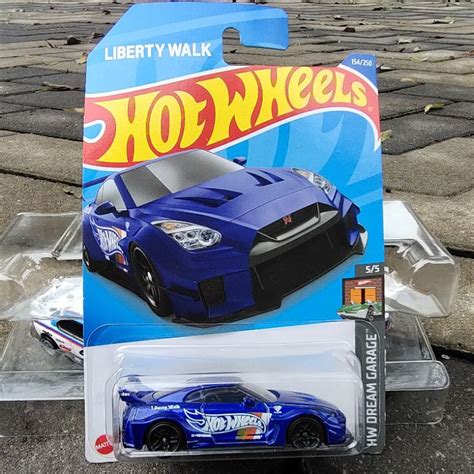 Hot Wheels Lbwk Nissan Gt R R Dark Blue Japan Card Blister Dent Shopee Malaysia