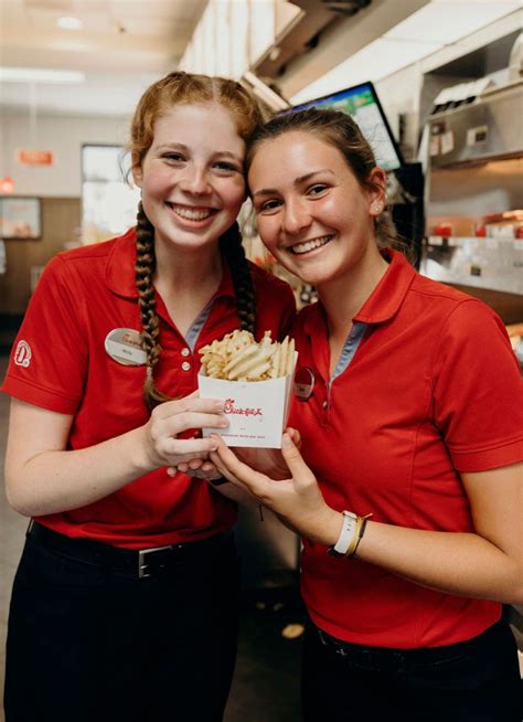 Becoming A Team Member Chickfilanoblesville