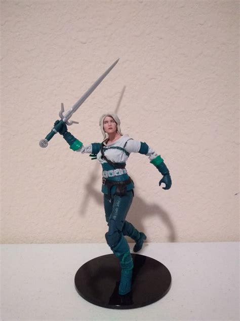 McFarlane Toys The Witcher 3 Wild Hunt Ciri Elder Blood Variant Action