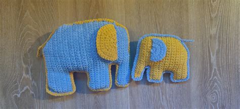 Two Toned Elephants R Crochet