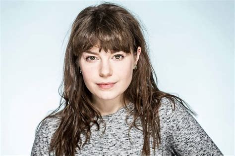 Aimee Ffion Edwards Biography Wiki Age Height Net Worth Partner