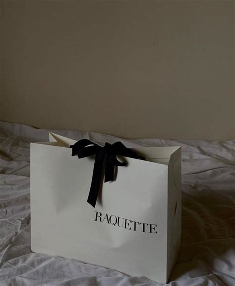 Pin by 💖🦋Apollinaria🦋💖 on Эстетика | Luxury packaging design, Branding ...