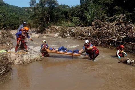 Folha de Maputo Notícias Nacional Moçambique doa 42 toneladas de