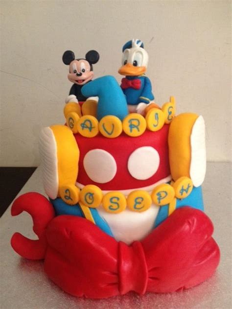 Disney Cake Decorated Cake By Micol Perugia Cakesdecor