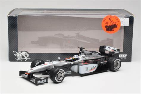 F1 McLaren MP4 15 D Coulthard 2000 Hot Wheels 1 18