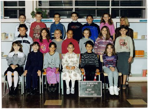 Photo De Classe CE2 De 2001 Ecole Groupe Scolaire Jean Zay Niort