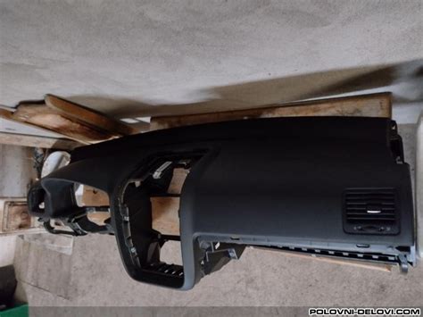 Delovi Volkswagen Golf 5 Instrument Tabla Za Enterijer