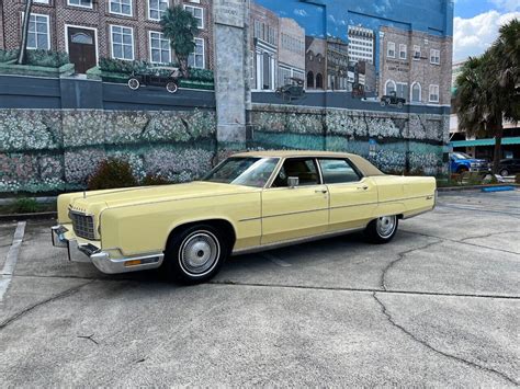 1973 Lincoln Continental Found in a Barn Has the Full Package, One ...