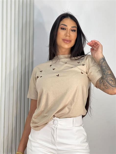 T SHIRT CORAÇÃO NUDE Imperio da Moda