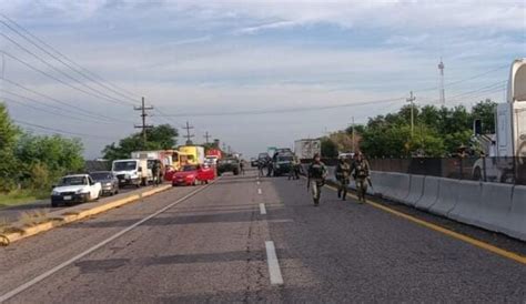 Se Enfrentan Militares Y Civiles Armados En La Carretera Culiacán Eldorado Aseguran Vehículo Y