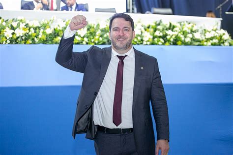 Segundo Bi Nio Da Legislatura Alex Redano Retorna Presid Ncia Da