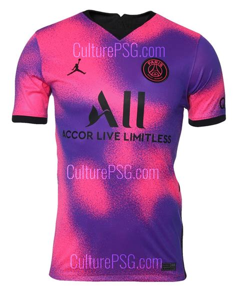 Photo Le 4e Maillot Du Psg Rose Et Violet