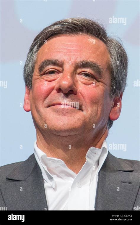 FRANÇOIS FILLON DONNE LA PAROLE AUX FRANÇAIS AUTOUR DU PLEIN EMPLOI