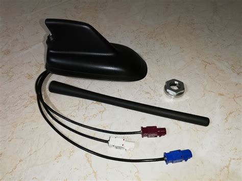 Кабель для штатной навигации и антенна плавник — Volkswagen Polo Sedan ...