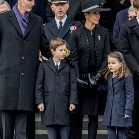 Joaquín y Marie de Dinamarca con sus hijos Enrique y Athena en el