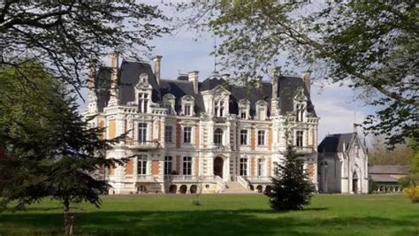 La Bruère sur Loir le projet dinternat de prestige abandonné le