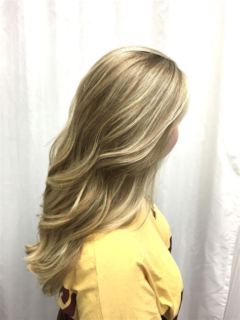 Butter Blonde Highlights Blonde Highlights Hair Color Techniques