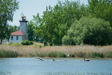 Saginaw River lighthouse opening for rare public tours during Tall Ship ...