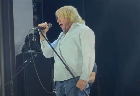 Watch: LOU GRAMM Sings FOREIGNER Classics On 2023 Edition Of THE 80S