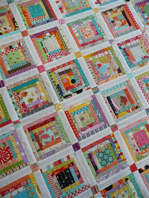 Scrappy Log Cabin Block Quilt Quilts Quilting Crafts Quilt Patterns