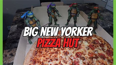 Nothing Ny About The Big New Yorker From Pizza Hut Youtube