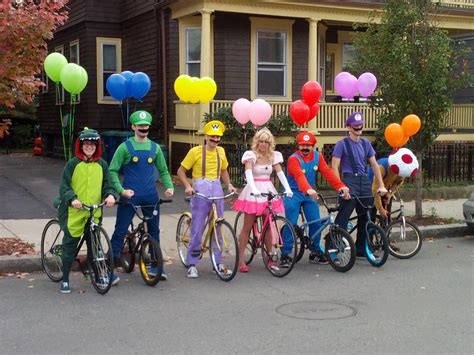 27 Hilarious Group Costume Ideas For Halloween