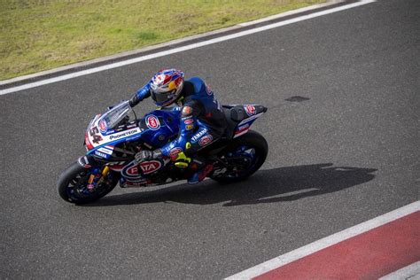 Foto Hasil Superpole WSBK Mandalika 2023 Toprak Pole Position