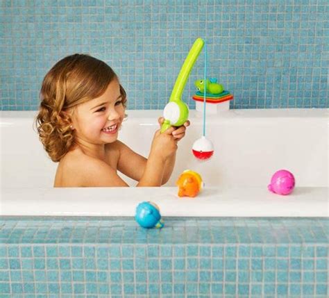 Bubble Bath Bliss: Top 10 Bath Toys That’ll Make a Splash / Bright Side