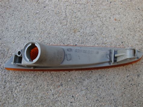 MERCEDES W211 E350 E500 SIDE MARKER LIGHT RIGHT 2118200221 | eBay