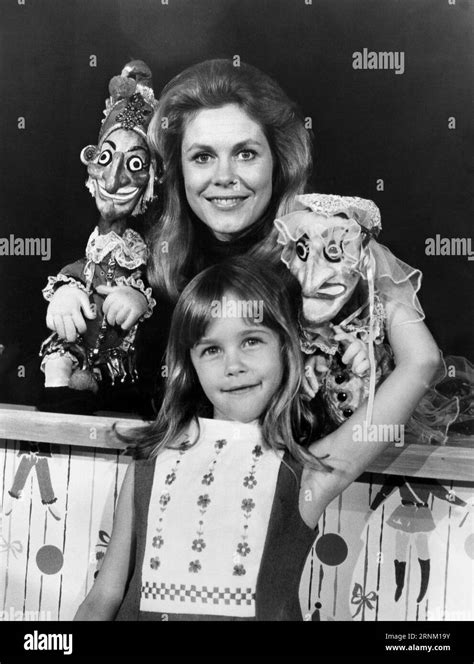 Bewitched TV Series 1964-1972 Stock Photo - Alamy