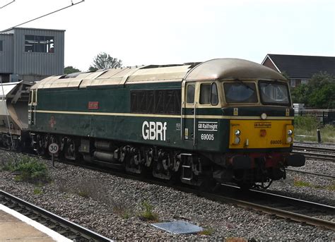 69005 Named Eastleigh GBRf Peterborough Rebuilt Fr Flickr