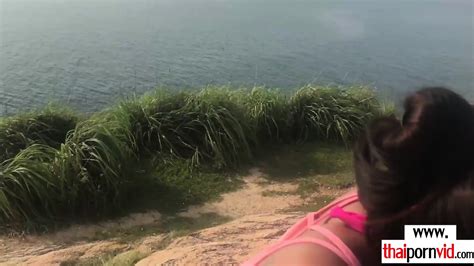 Amateur Couple Find A Secluded Area For A Quick Blowjob