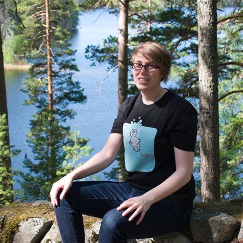 Unisex luomupuuvilla t-paita - Sisu-kuutti kalastaa - Saimaa Collection