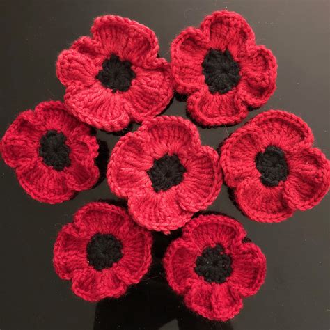 Ravelry: Remembrance Day Poppy pattern by Liesbeth Braam