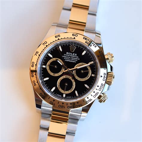 From Steel To Platinum There S A Rolex Daytona For Everyone