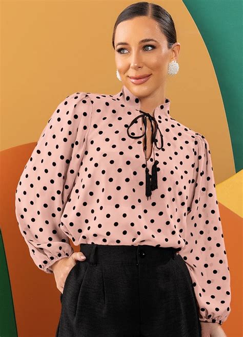 Blusa Po Flock Nude Em Chiffon Quintess