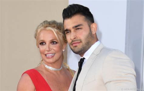 Britney Spears Ex äußert sich erstmals zur Trennung PULS 24