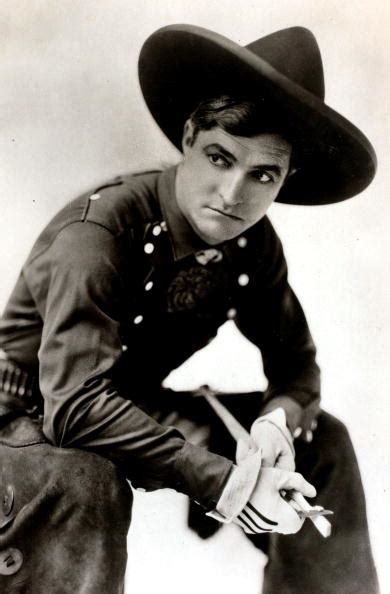 Tom Mix — A Glimpse Into The Life Of One Of Hollywoods Earliest Cowboy